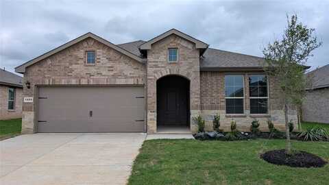 1009 TRACTION Trail, Cleburne, TX 76031