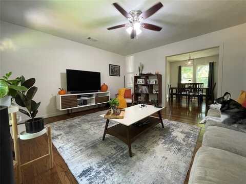 914 S Bishop Avenue, Dallas, TX 75208
