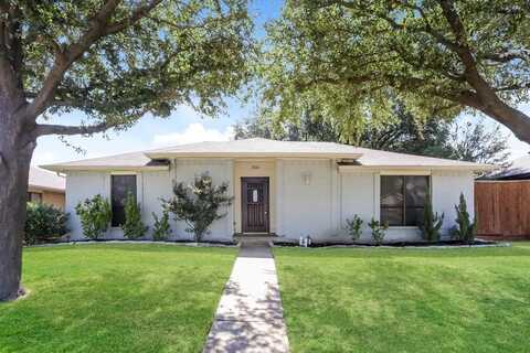 3504 Cranston Drive, Mesquite, TX 75150