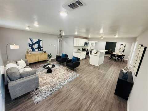 2205 N Farola Drive, Dallas, TX 75228