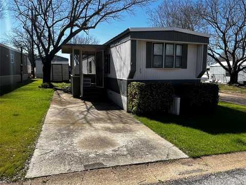 3130 Parkerville Road, Lancaster, TX 75146