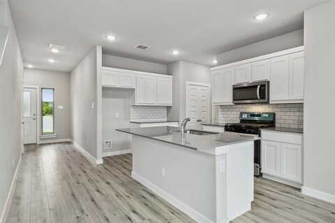 1004 London Town Lane, McKinney, TX 75071