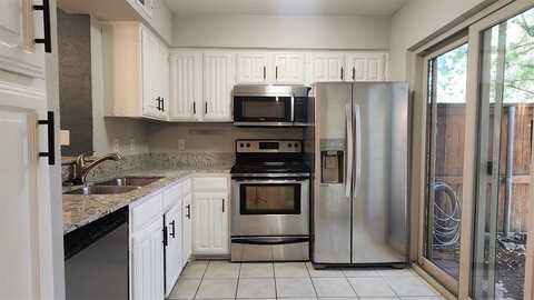 5626 Preston Oaks Road, Dallas, TX 75254