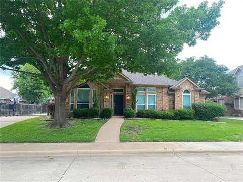 3513 Stone Creek Lane N, Fort Worth, TX 76137