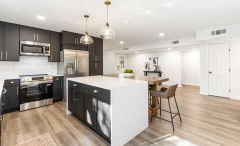 8523 Grumman Drive, Dallas, TX 75228