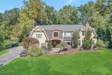 13 Split Rock Rd, Upper Saddle River, NJ 07458