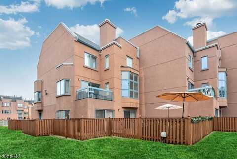 317 Williams Court, Edgewater, NJ 07020