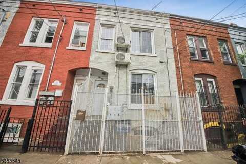 126 Highland Ave, Newark, NJ 07104
