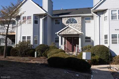 120 Exeter Ct, Piscataway, NJ 08854