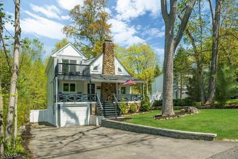 8 MOUNTAINSIDE DRIVE, Wayne, NJ 07470