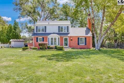 3006 Farmington Rd, Hutchinson, KS 67502