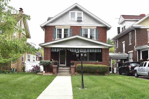 225 10th Ave., Huntington, WV 25701
