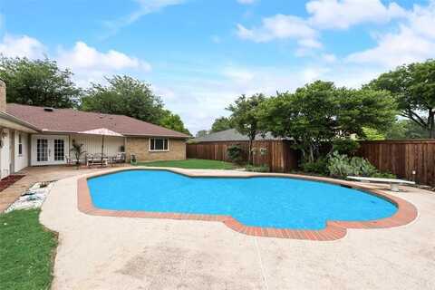 1904 Centenary Drive, Richardson, TX 75081