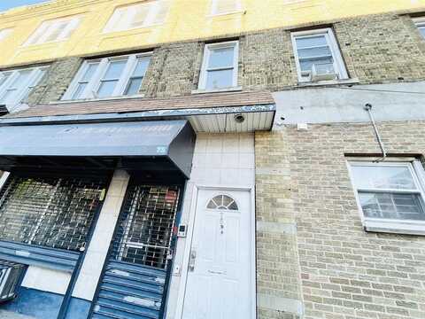 75 MARTIN LUTHER KING JR DR, Greenville, NJ 07305