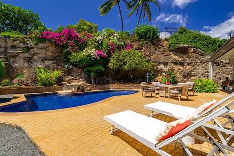760 Onaha Street, Honolulu, HI 96816