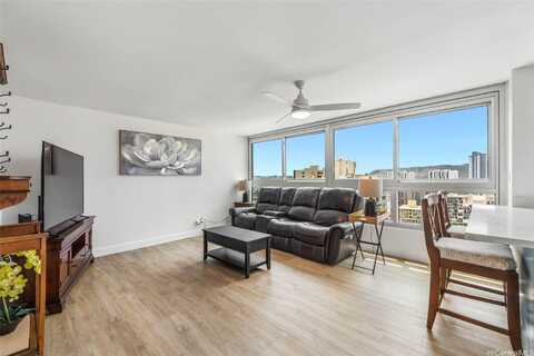 2421 Tusitala Street, Honolulu, HI 96815