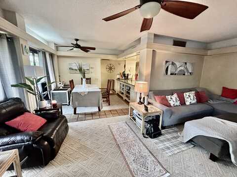 78-7100 KAMEHAMEHA III RD, Kailua Kona, HI 96740