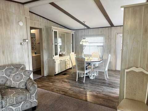 5200 28th Street North, Saint Petersburg, FL 33714