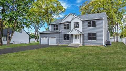 146 Walter Avenue, Hauppauge, NY 11788