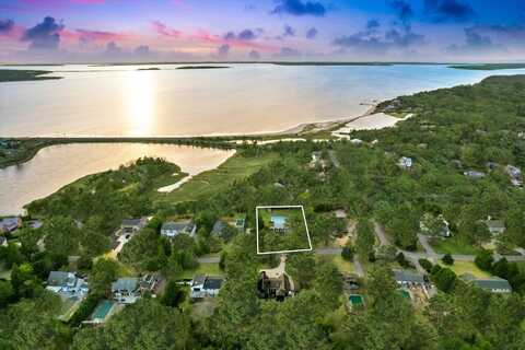 36 Coves End Lane, Sag Harbor, NY 11963