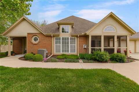 15221 S Symphony Drive, Olathe, KS 66062