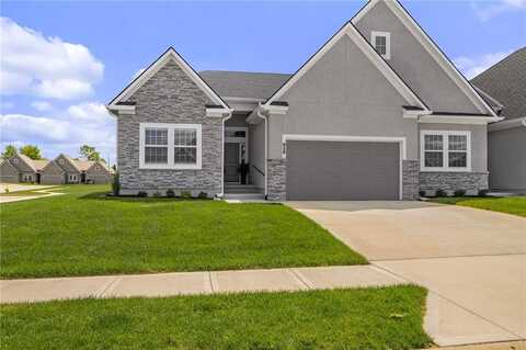 829 NE Algonquin Street, Lees Summit, MO 64064