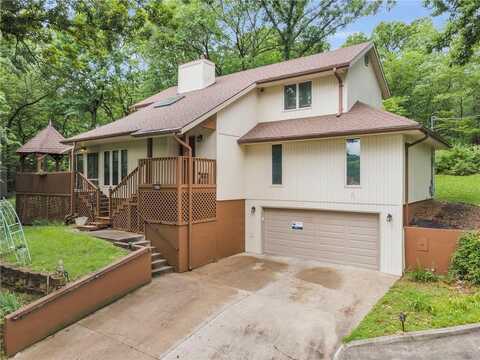 756 NW South Shore Drive, Lake Waukomis, MO 64151