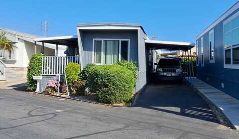903 W 17TH ST, Costa Mesa, CA 92627