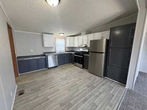 2163 Water Ridge Drive, Newport, MI 48166