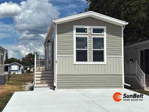 900 Aqua Isles Blvd, Labelle, FL 33935