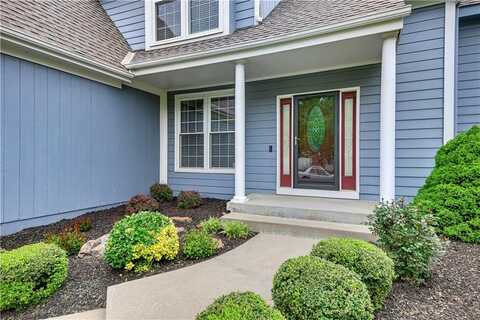 11216 W 116th Terrace, Overland Park, KS 66210