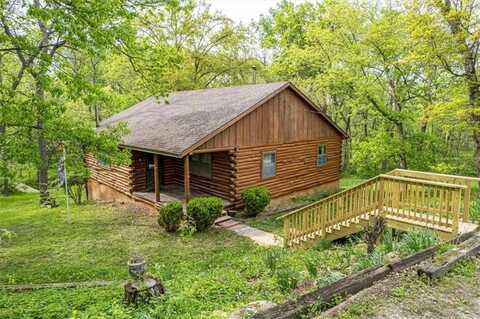 7895 SE King Road, Holt, MO 64048