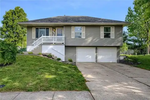 514 Willow Street, Peculiar, MO 64078