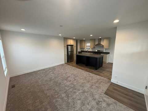 725 W. Thornton Avenue, Hemet, CA 92543