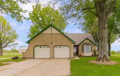 7622 Newton Road, Odessa, MO 64076