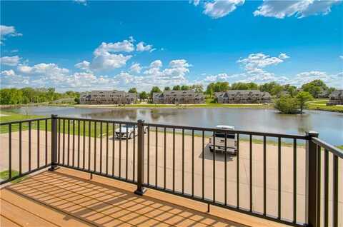 141 Stonebridge Lane, Smithville, MO 64089