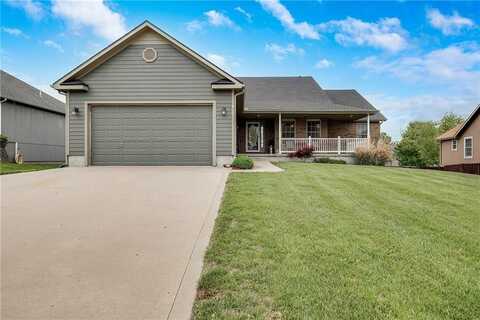 2211 Valley View Drive, Tonganoxie, KS 66086