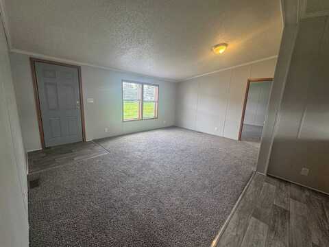 9053 Greentree Drive, Newport, MI 48166