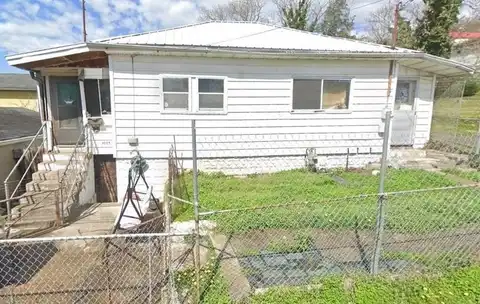 1005 McQueen Street, Charleston, WV 25302