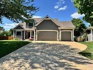 23968 Eagle Court, Paola, KS 66071