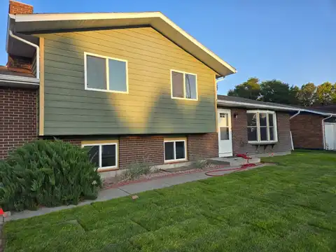 2039 Niobrara Ave, Alliance, NE 69301