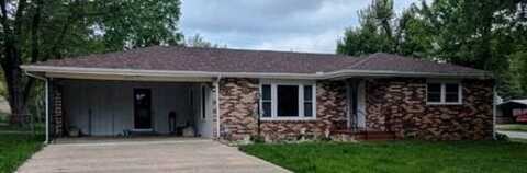 1015 McPhail, Aurora, MO 65605
