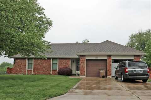 214 Johnston Parkway, Raymore, MO 64083