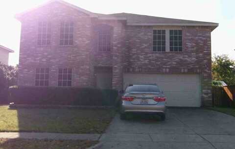 2951 Santa Sabina Dr, Grand Prairie, TX 75052