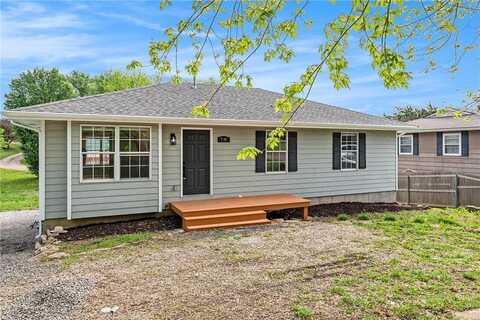 7644 Scout Drive, Meriden, KS 66512