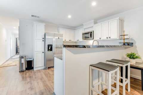 1320 Hand Ave, Ormond Beach, FL 32174