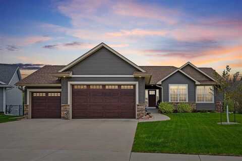 6320 Prairie Rose Cir SW, CedarRapids, IA 52404