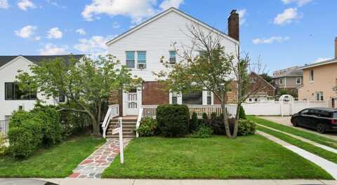 56 W BEECH STREET, LONG BEACH, NY 11561