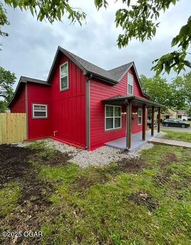 524 N Webb Street, Webb City, MO 64870