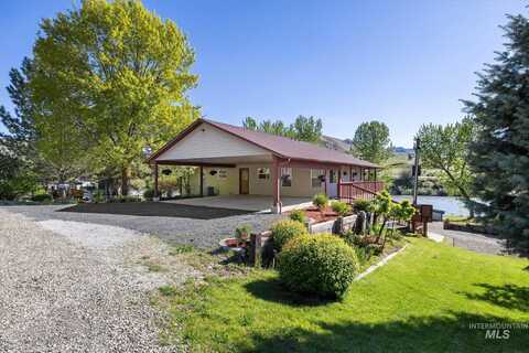 21 Gardena Lane, Horseshoe Bend, ID 83629